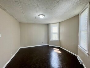 334 Clarendon Ave NW in Canton, OH - Building Photo - Building Photo