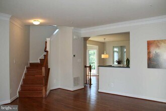 12423 Falconbridge Dr in North Potomac, MD - Building Photo - Building Photo