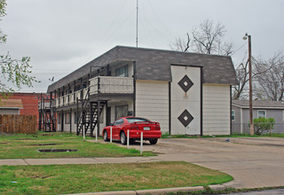 826 S St Louis Ave in Tulsa, OK - Foto de edificio - Building Photo