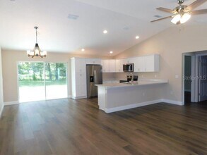 14068 SE 47th Ave in Summerfield, FL - Building Photo - Building Photo