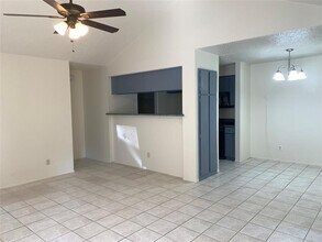 10436 Doc Holliday Trail in Austin, TX - Building Photo - Building Photo