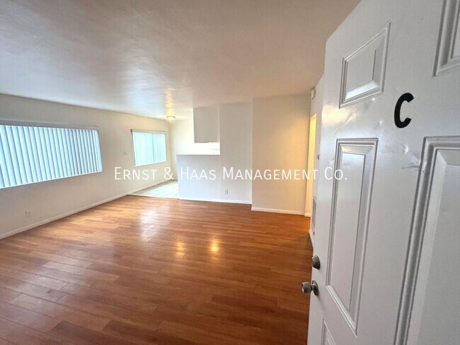 840 Walnut Ave-Unit -C in Long Beach, CA - Building Photo - Building Photo
