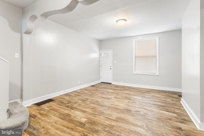 544 N Allison St in Philadelphia, PA - Building Photo - Building Photo