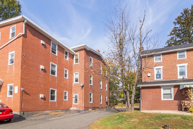 Main Street Apartments in Red Hill, PA - Building Photo - Building Photo