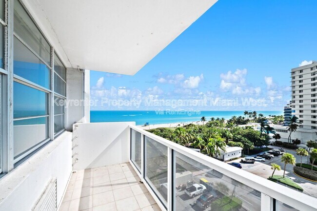 property at 5313 Collins Ave