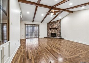 1501 Somerset Pl in Marrero, LA - Building Photo - Building Photo