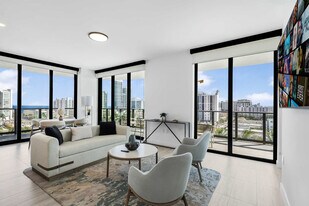 7144 Byron Ave in Miami Beach, FL - Building Photo