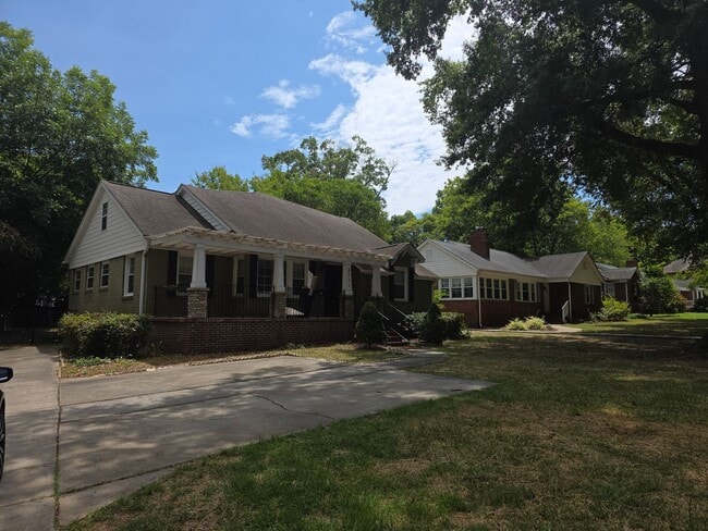 3711 Park Rd in Charlotte, NC - Building Photo - Building Photo
