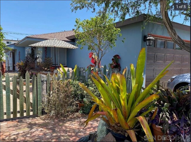 property at 4570 Muir Ave