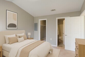 Harbin Pointe Apartment Homes in Bentonville, AR - Building Photo - Building Photo