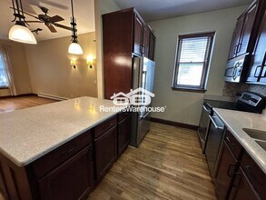 2417 Emerson Ave S in Minneapolis, MN - Building Photo - Building Photo