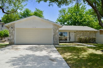 7678 Tarrasa in San Antonio, TX - Building Photo - Building Photo