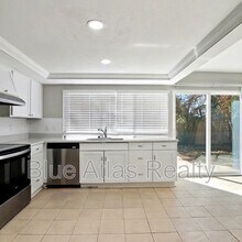 2614 Crestmoor Ct in Arlington, TX - Building Photo - Building Photo