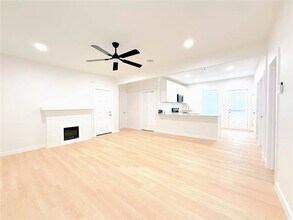 326 W Rainey St in Sherman, TX - Building Photo - Building Photo