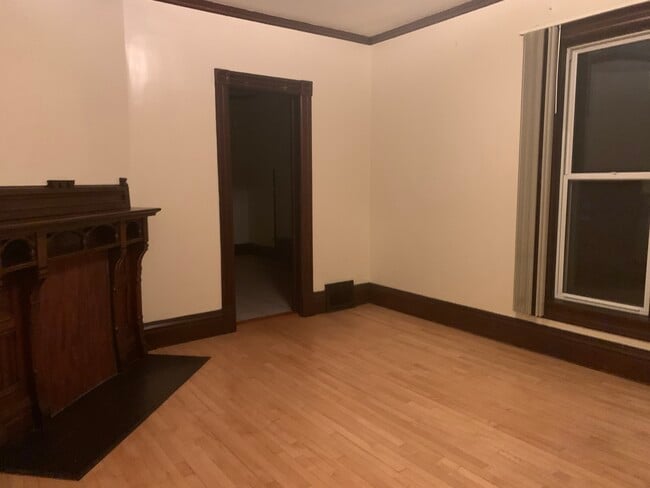 230 Hudson St in Eau Claire, WI - Foto de edificio - Building Photo