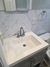 238 Lawrence Ave in Lawrence, NY - Building Photo - Building Photo