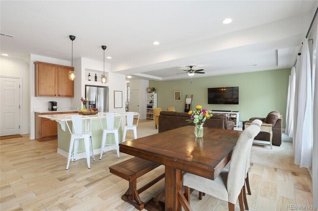 property at 5225 Ventura St