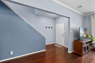 7119 Snowden Crest in San Antonio, TX - Building Photo - Building Photo