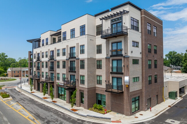 Overture at Proscenium Apartments in Carmel, IN - Foto de edificio - Building Photo