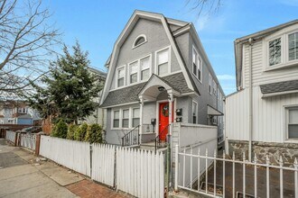 338 N High St-Unit -1 in Mount Vernon, NY - Building Photo - Building Photo