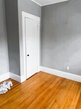 14 Quincy St, Unit 2 in Medford, MA - Foto de edificio - Building Photo