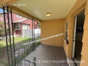 616 89th Ave N in St. Petersburg, FL - Building Photo - Building Photo