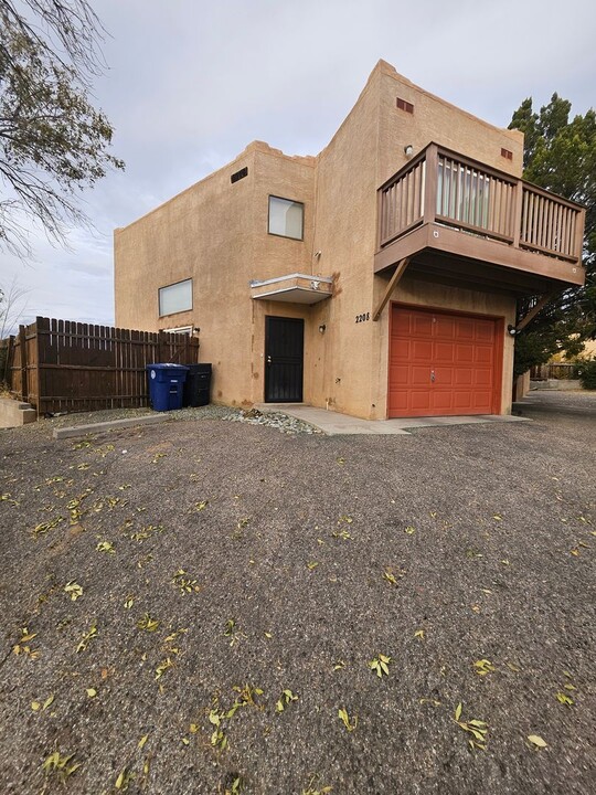 2208 Martha St NE-Unit -2208-A in Albuquerque, NM - Building Photo