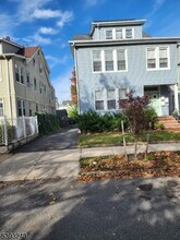 25 Sunnyside Terrace in East Orange, NJ - Building Photo - Building Photo