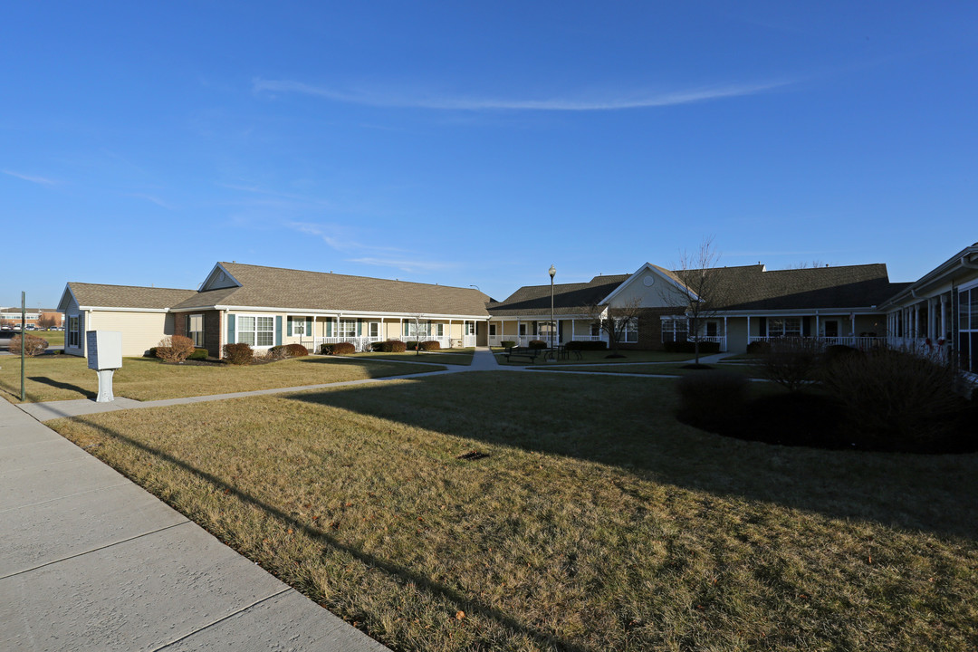 Cottage Green in Chambersburg, PA - Building Photo