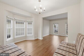 6914 S Dewey Ct in Fredericksburg, VA - Building Photo - Building Photo