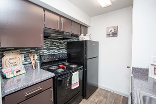 Grand at Westchase Apartments