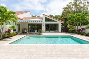 2601 Sheltingham Dr in Wellington, FL - Building Photo