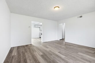 1800 Rockford Ave in Modesto, CA - Building Photo - Building Photo