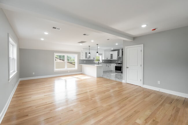 3 Mount Vernon Ave, Unit #1 in West Orange, NJ - Building Photo - Building Photo