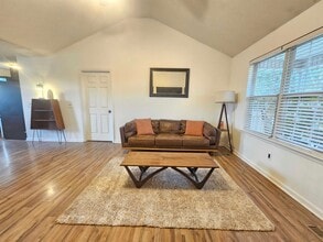 4797 E Richmond Shop Rd in Lebanon, TN - Building Photo - Building Photo