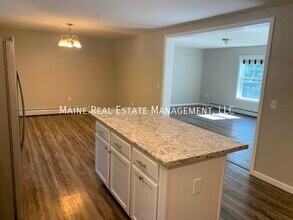 9 New Boston Rd in Hermon, ME - Building Photo - Building Photo