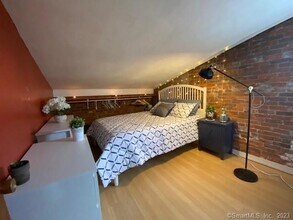 74 Pearl St-Unit -4 in New Haven, CT - Building Photo - Building Photo