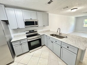 1812 Quail Trail, Unit 1812 in Lakeland, FL - Foto de edificio - Building Photo