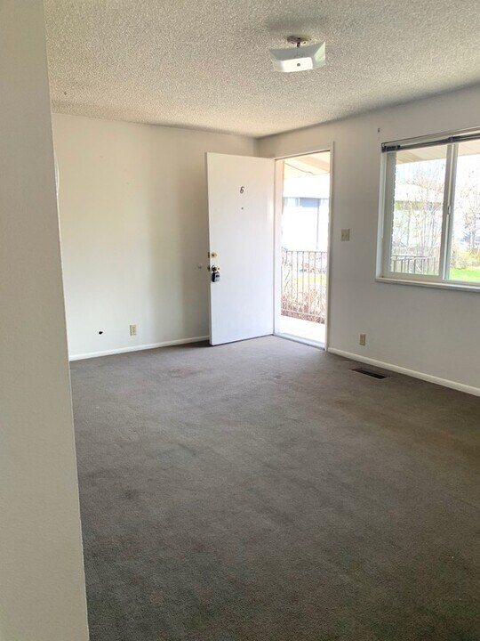 258 N 400 W in Provo, UT - Building Photo