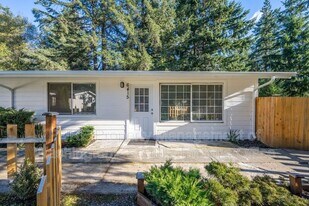 6415 151st St NW in Gig Harbor, WA - Building Photo