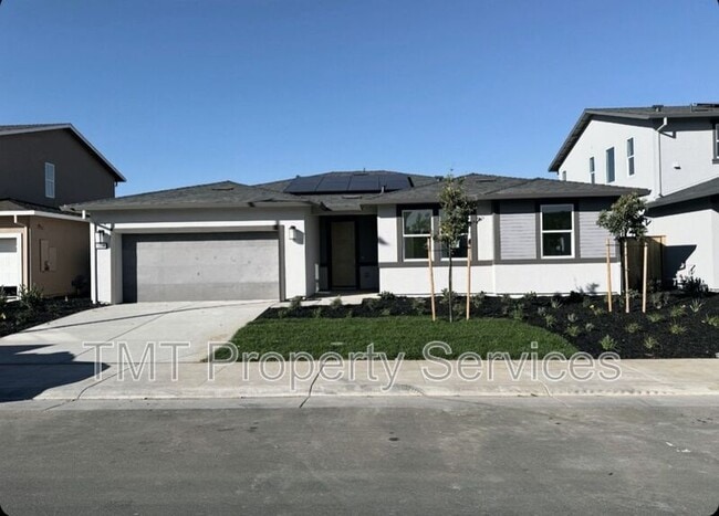 property at 1060 Lyonia Cir