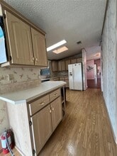 1001 Starkey Rd in Largo, FL - Building Photo - Building Photo