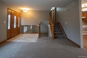 1555 E South Blvd in Rochester Hills, MI - Building Photo - Building Photo