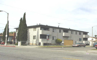 902 N Neptune Ave Apartments