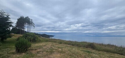 200 Cypress Cir in Port Angeles, WA - Foto de edificio - Building Photo