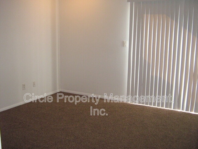 4012 Hunters Ridge Dr SW in Huntsville, AL - Building Photo - Building Photo