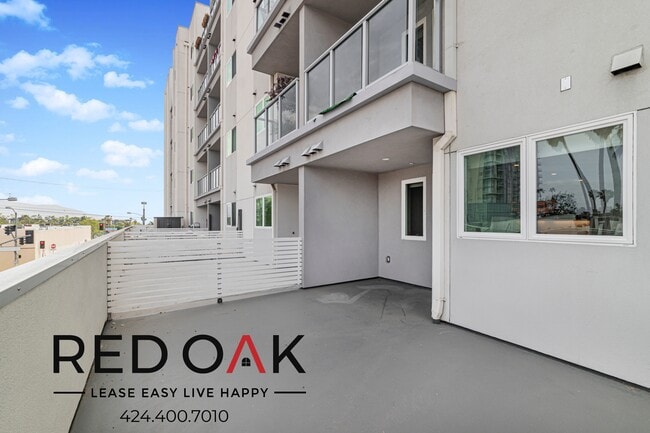 11405 Chandler Blvd in North Hollywood, CA - Building Photo - Building Photo