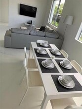 520 Foster Rd in Hallandale Beach, FL - Building Photo - Building Photo