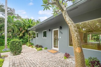 333 NE 91st St in Miami Shores, FL - Building Photo - Building Photo