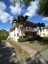 31 Menores Ave in Coral Gables, FL - Building Photo - Building Photo
